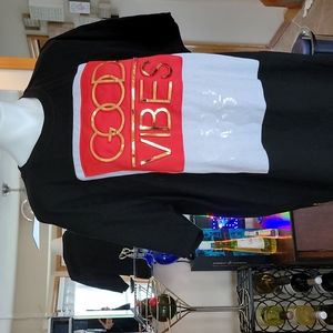 "Good Vibes" long t shirt. 3x